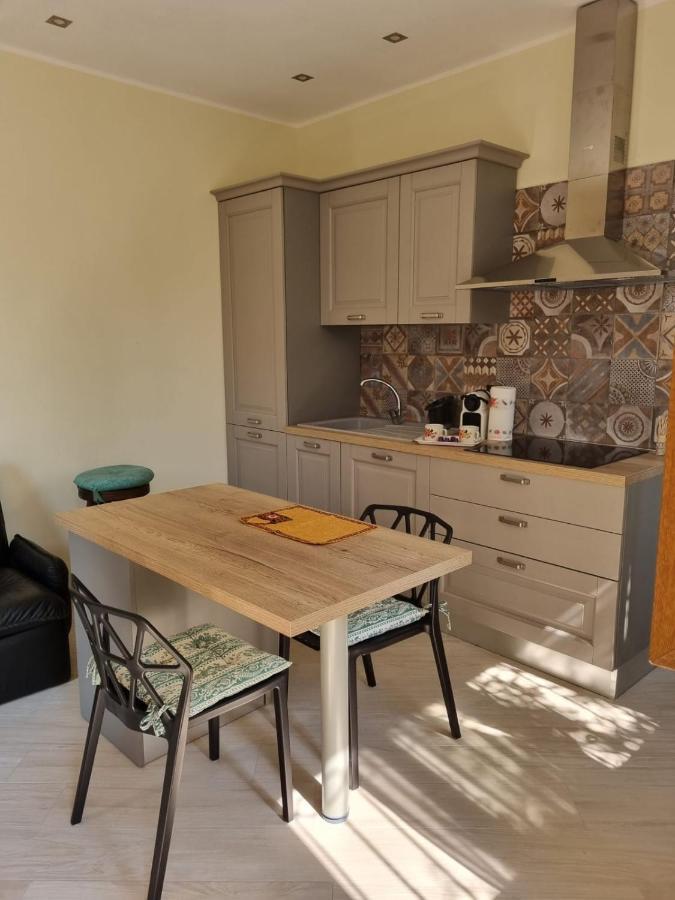 Villa La Casa di Dedè monolocale Sale Esterno foto